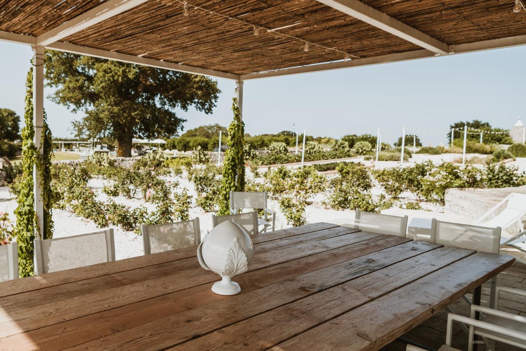 Nina Trulli Resort Селва ди Фасано Екстериор снимка